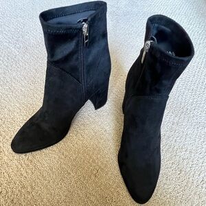 MARC FISHER FAUX SUEDE ANKLE BOOTS BLACK    10 M    CHUNKY HEELS